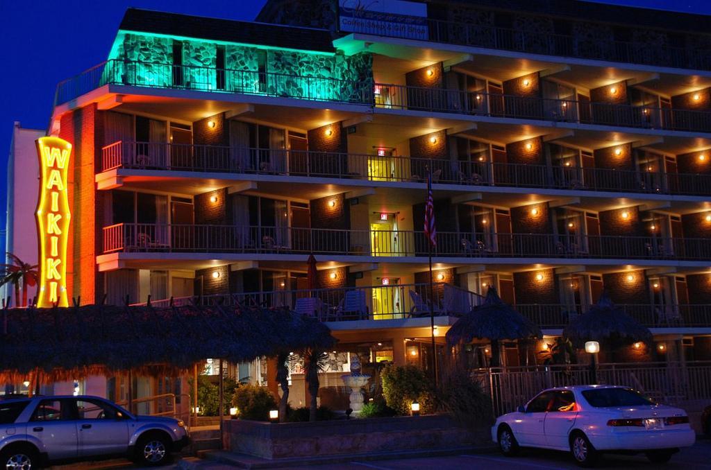 וויילדווד קרסט Waikiki Oceanfront Inn מראה חיצוני תמונה